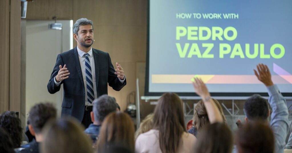 How to Work with Pedro Vaz Paulo