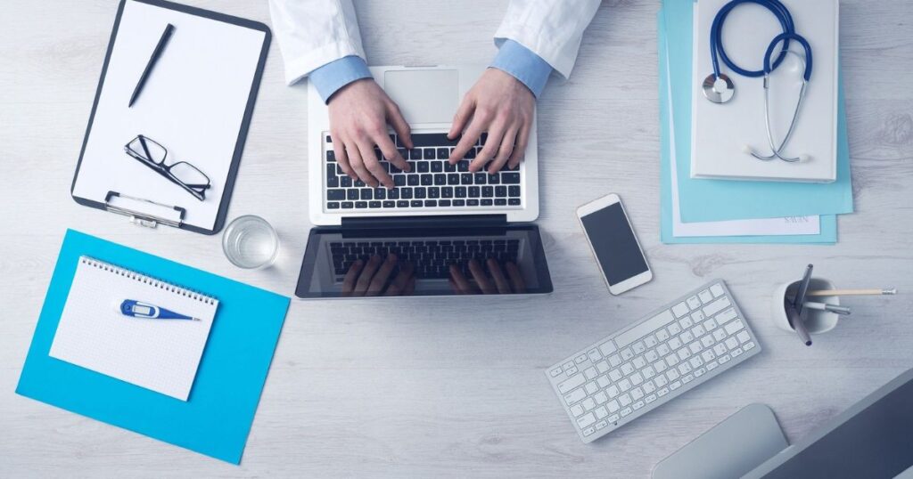 benefits-of-connecting-with-online-doctors